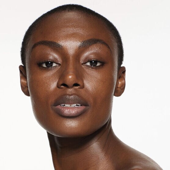 REVITALESSENCE Base l�quida Skin Glow530